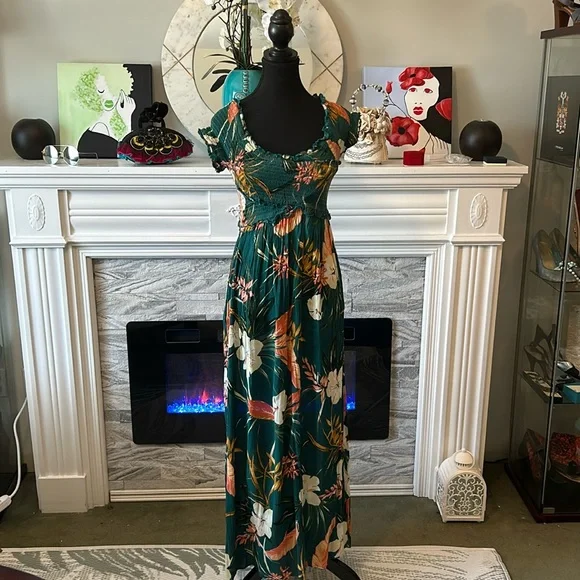 green emerald velvet dress Baltic Born Womens Valen Maxi Dress | Jade Multi
